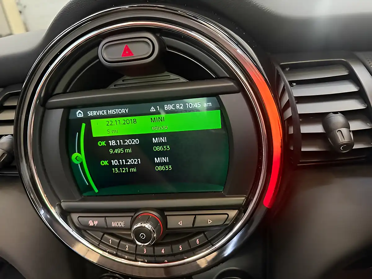 Used 2018 MINI Convertible Cooper Classic Black - Interior and Exterior details 16