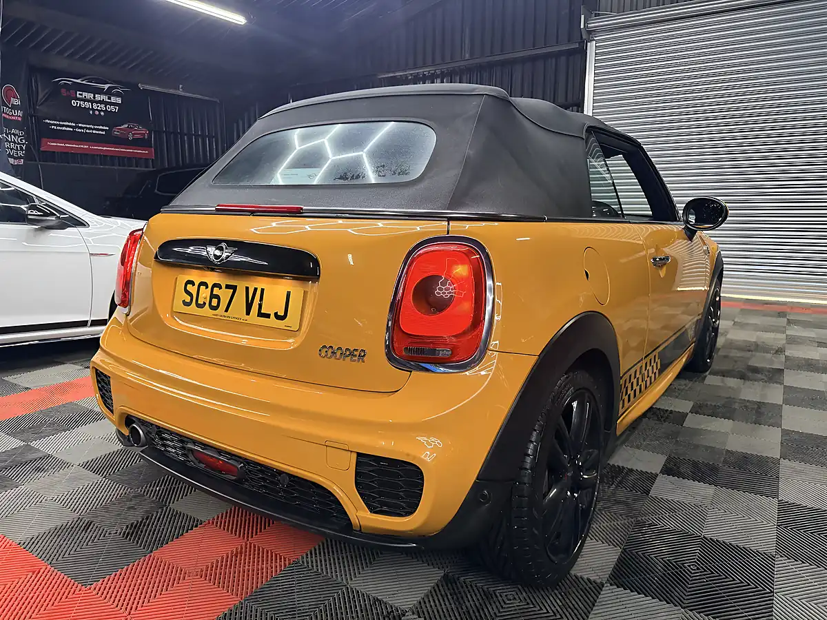 Used 2018 MINI Convertible Cooper Orange - Interior and Exterior details 10