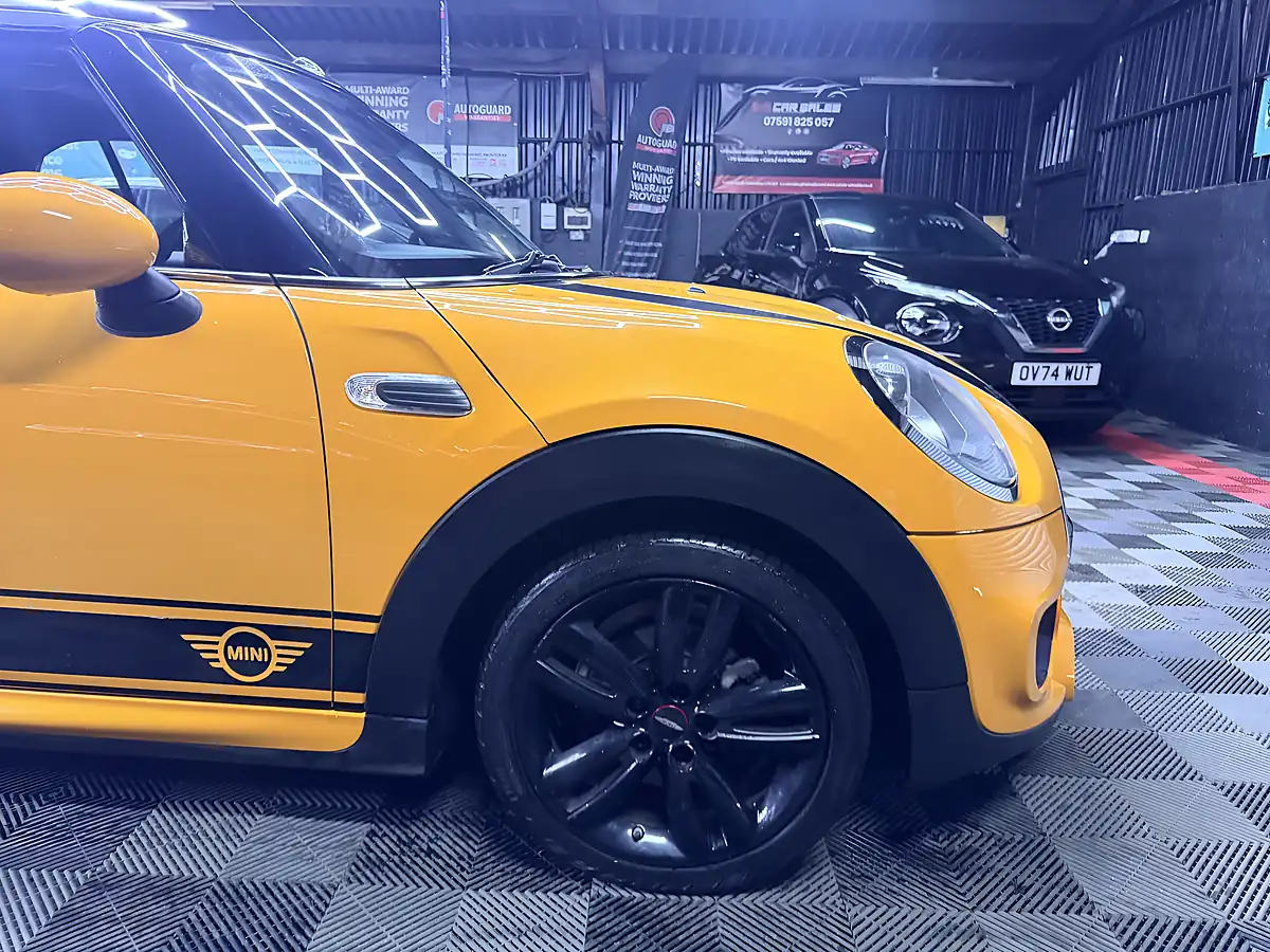 Used 2018 MINI Convertible Cooper Orange - Interior and Exterior details 13