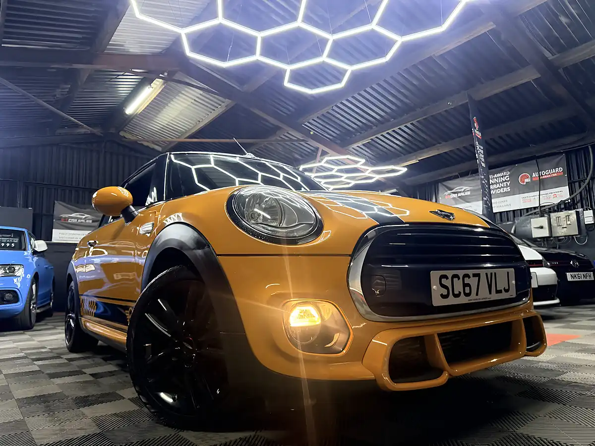 Used 2018 MINI Convertible Cooper Orange - Interior and Exterior details 2