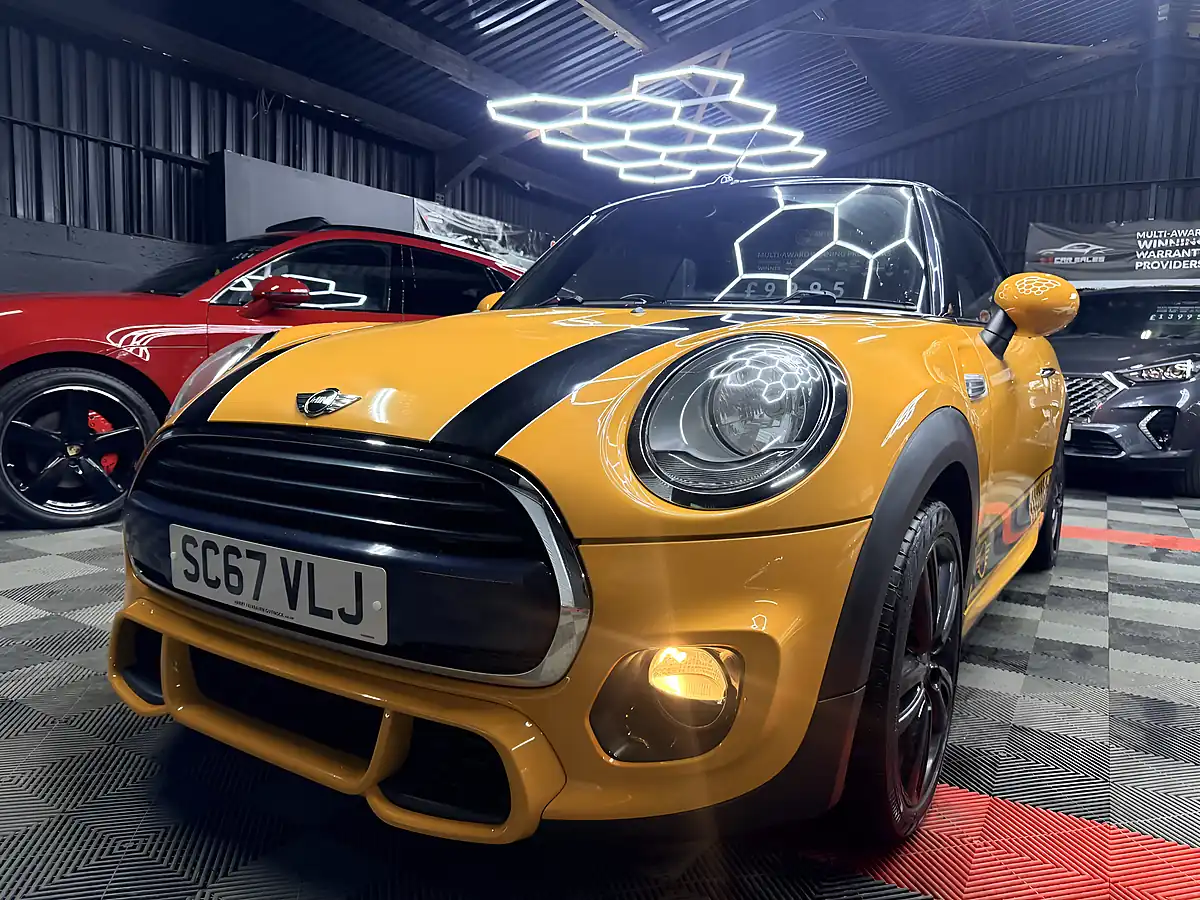Used 2018 MINI Convertible Cooper Orange - Interior and Exterior details 4