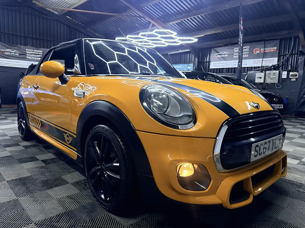 Used 2018 MINI Convertible Cooper Orange - Interior and Exterior details 5