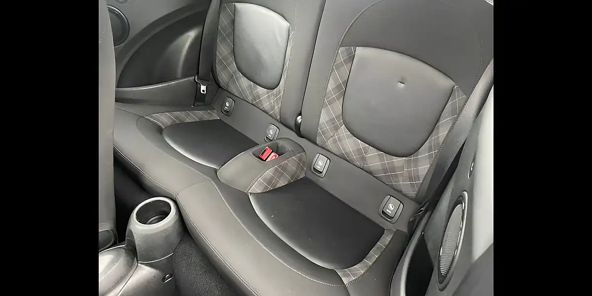 Used 2018 MINI Convertible Cooper Pearl White - Interior and Exterior details 11