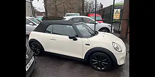 Used 2018 MINI Convertible Cooper Pearl White - Interior and Exterior details 4