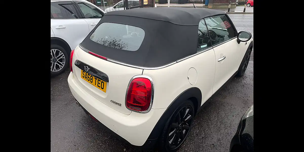 Used 2018 MINI Convertible Cooper Pearl White - Interior and Exterior details 5