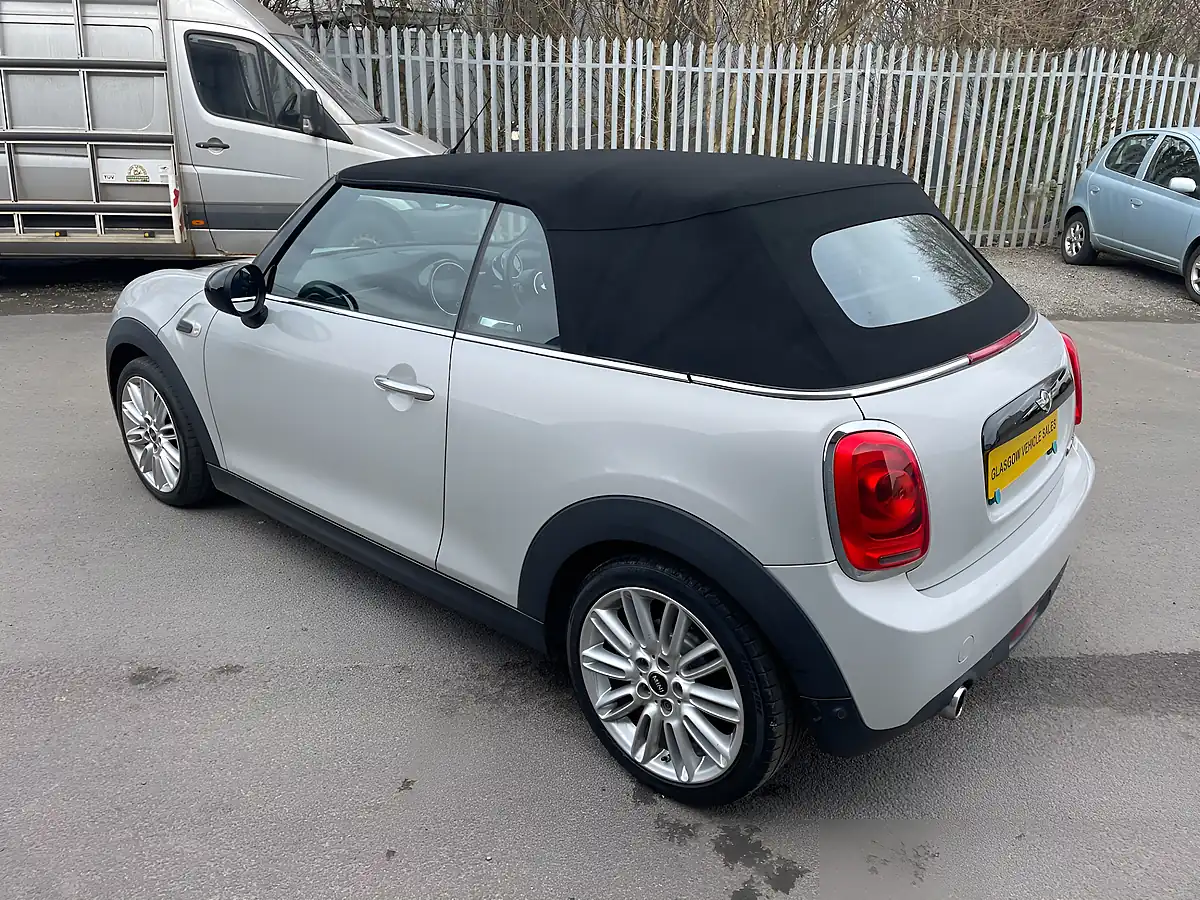 Used 2018 MINI Convertible Cooper Silver - Interior and Exterior details 7