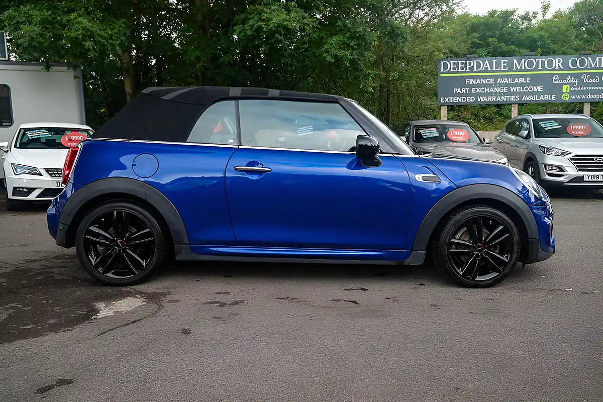 Used 2018 MINI Convertible Cooper Starlight Blue - Interior and Exterior details 9