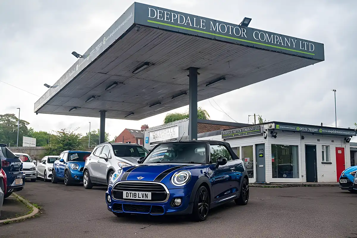 Used 2018 MINI Convertible Cooper Starlight Blue Metallic - Interior and Exterior details 18