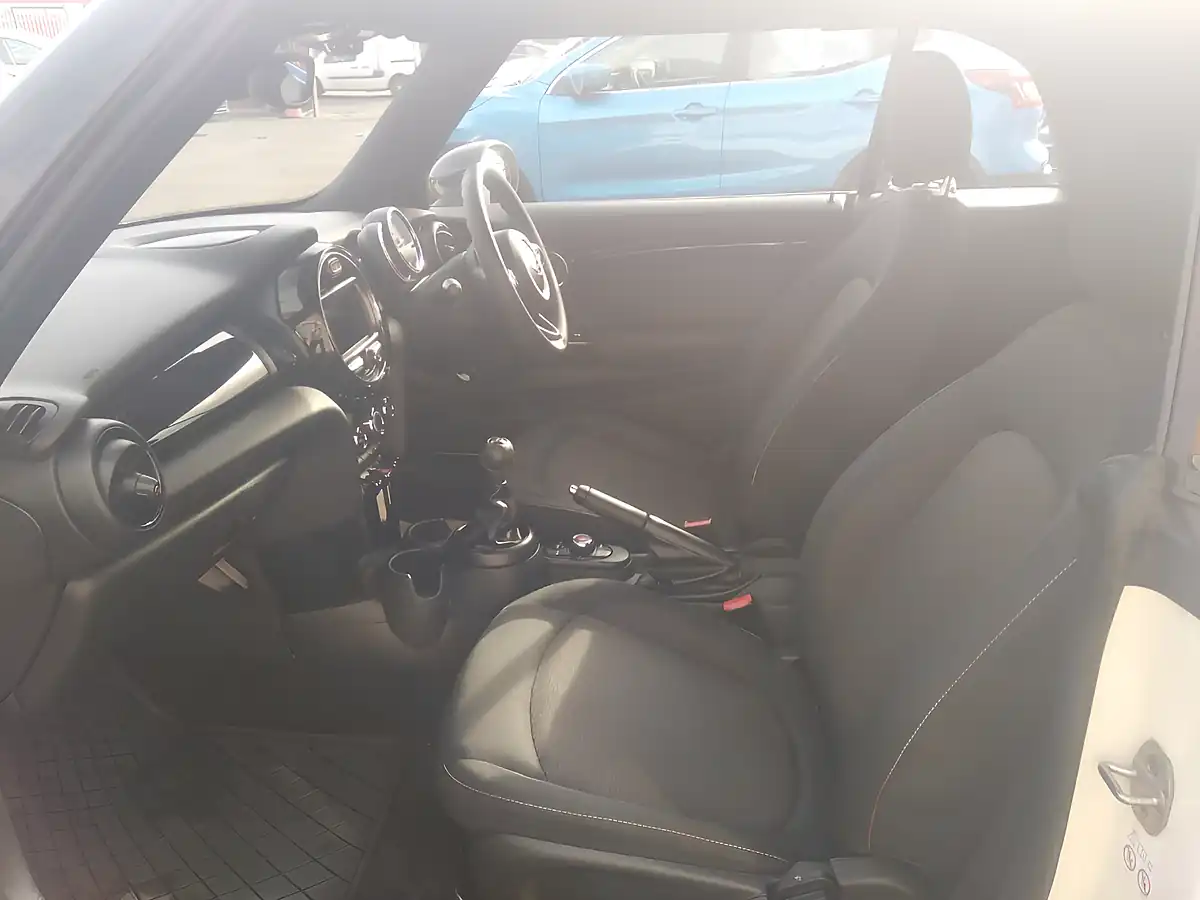 Used 2018 MINI Convertible Cooper White - Interior and Exterior details 12