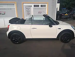 Used 2018 MINI Convertible Cooper White - Interior and Exterior details 16