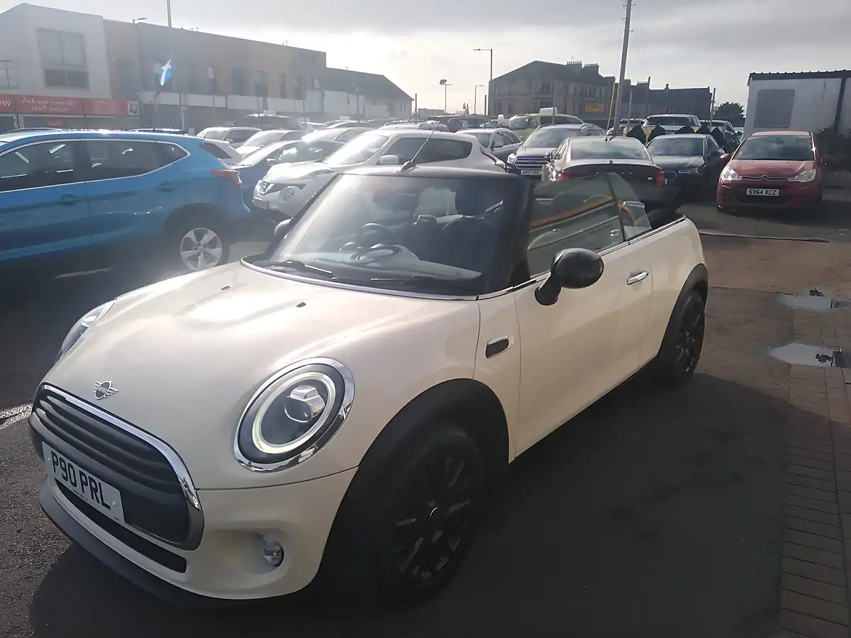 Used 2018 MINI Convertible Cooper White - Interior and Exterior details 19