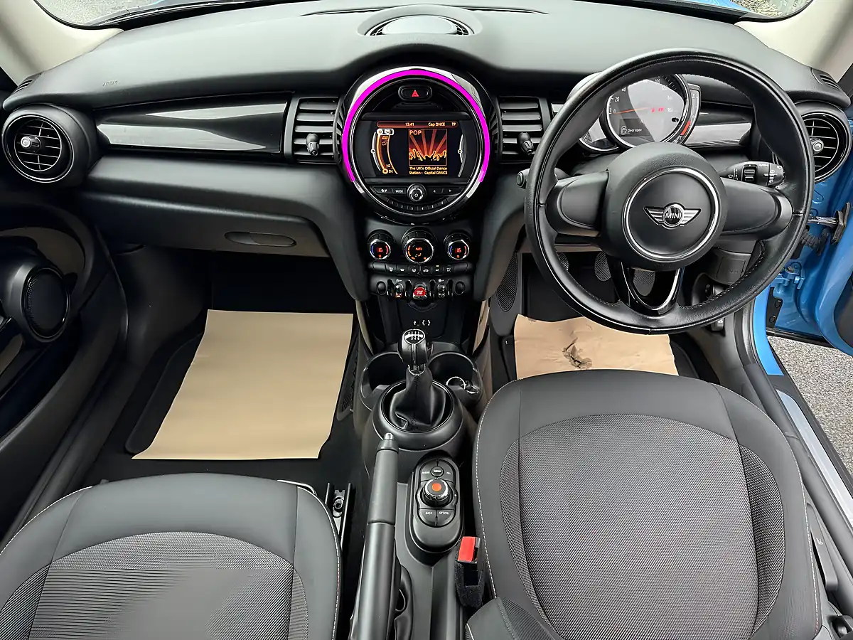Used 2018 MINI Cooper Blue - Interior and Exterior details 13