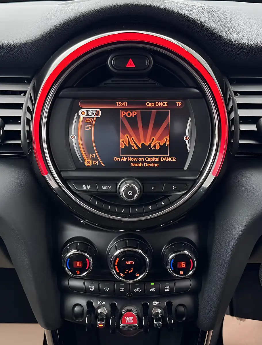 Used 2018 MINI Cooper Blue - Interior and Exterior details 15