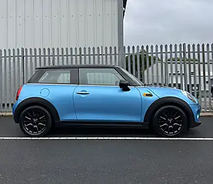 Used 2018 MINI Cooper Blue - Interior and Exterior details 7