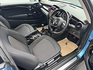 Used 2018 MINI Cooper Blue - Interior and Exterior details 9