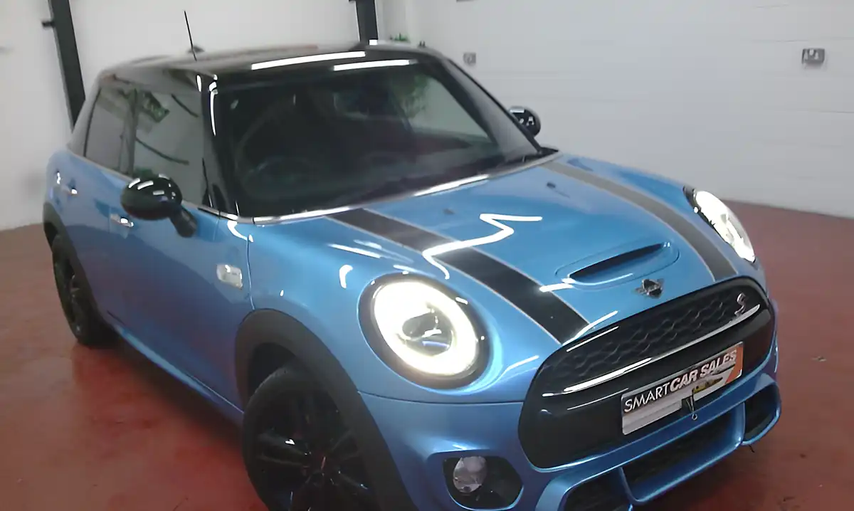 Used 2018 MINI Cooper S John Cooper Works Electric Blue - Interior and Exterior details 12