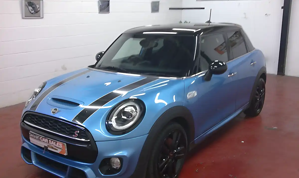 Used 2018 MINI Cooper S John Cooper Works Electric Blue - Interior and Exterior details 5