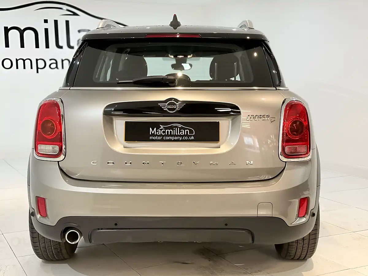 Used 2018 MINI Countryman Cooper ALL4 Silver - Interior and Exterior details 12