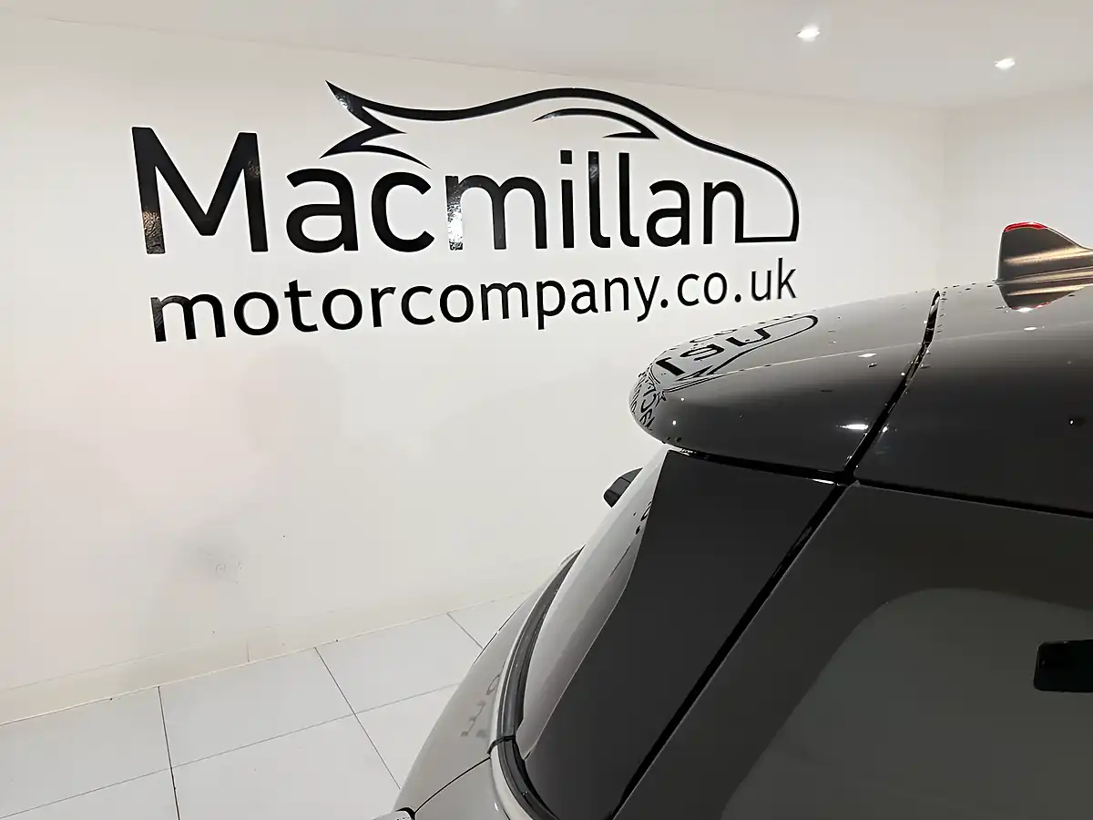 Used 2018 MINI Countryman Cooper ALL4 Silver - Interior and Exterior details 15