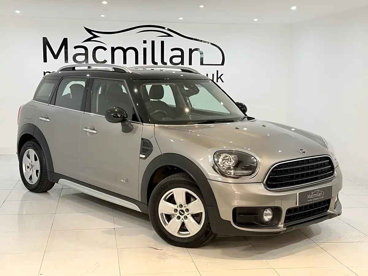 Used 2018 MINI Countryman Cooper ALL4 Silver - Interior and Exterior details 2