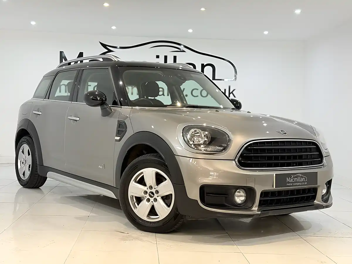 Used 2018 MINI Countryman Cooper ALL4 Silver - Interior and Exterior details 4