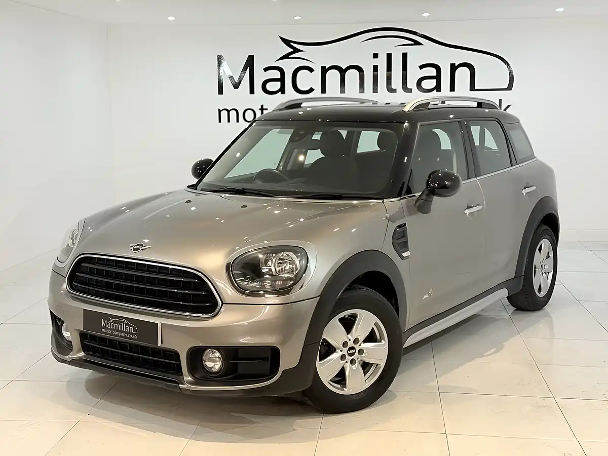 Used 2018 MINI Countryman Cooper ALL4 Silver - Interior and Exterior details 6