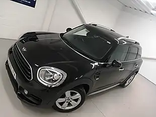 Used 2018 MINI Countryman Cooper Black - Interior and Exterior details 13