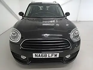 Used 2018 MINI Countryman Cooper Black - Interior and Exterior details 14