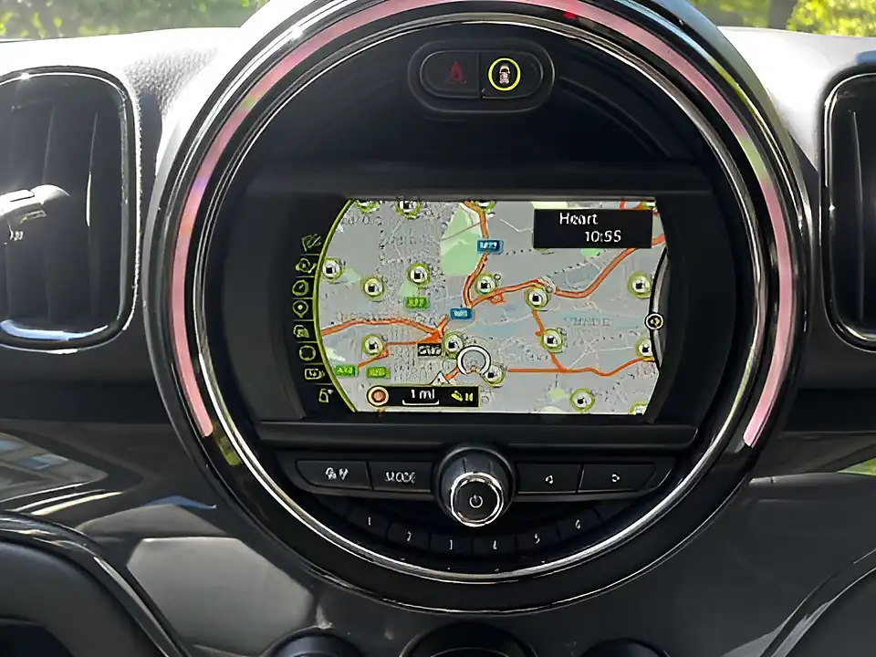 Used 2018 MINI Countryman Cooper Black - Interior and Exterior details 10