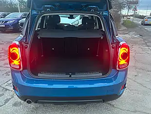 Used 2018 MINI Countryman Cooper Blue - Interior and Exterior details 10