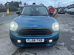 Used 2018 MINI Countryman Cooper Blue - Interior and Exterior details 9