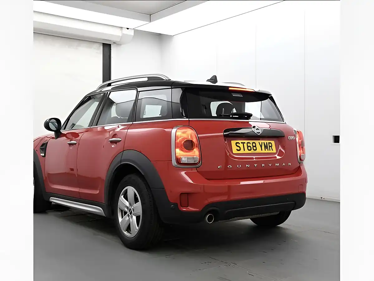 Used 2018 MINI Countryman Cooper Bright Chilli Red - Interior and Exterior details 11