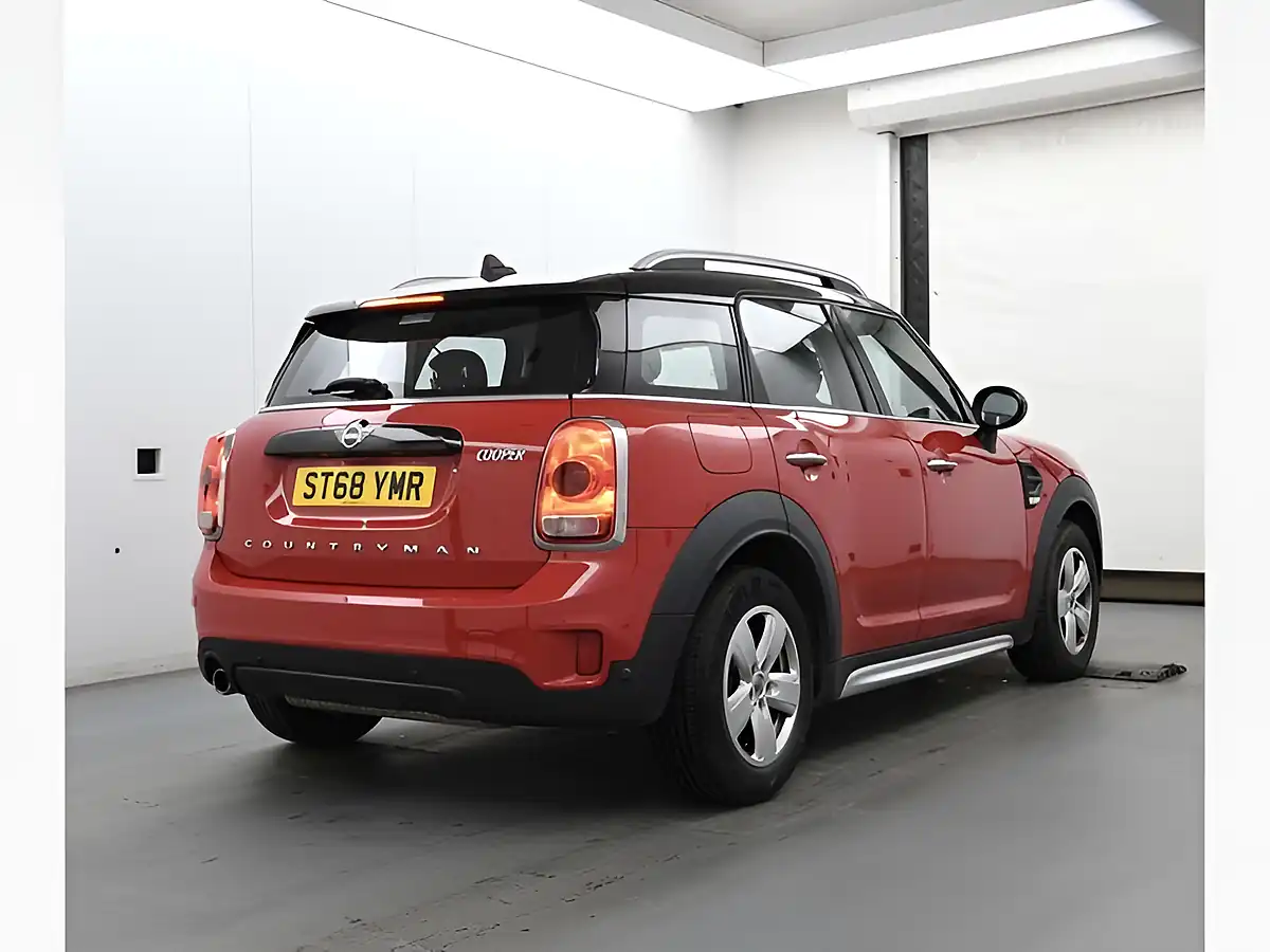 Used 2018 MINI Countryman Cooper Bright Chilli Red - Interior and Exterior details 12