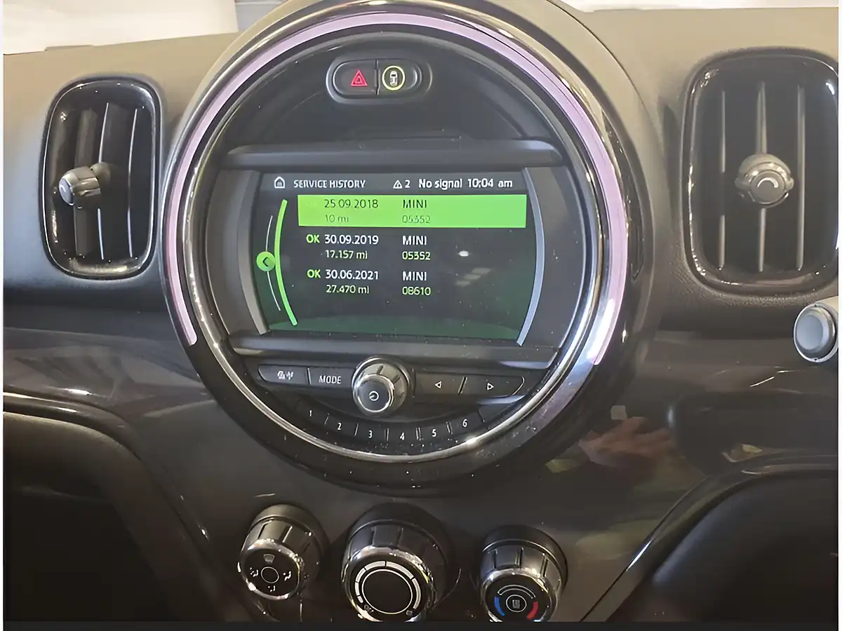 Used 2018 MINI Countryman Cooper Bright Chilli Red - Interior and Exterior details 17