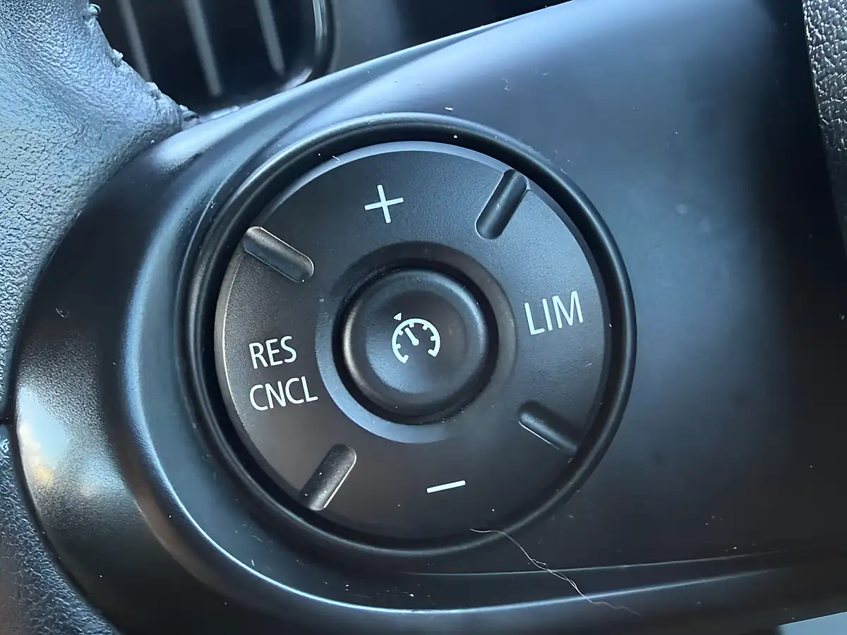 Used 2018 MINI Countryman Cooper Green - Interior and Exterior details 19