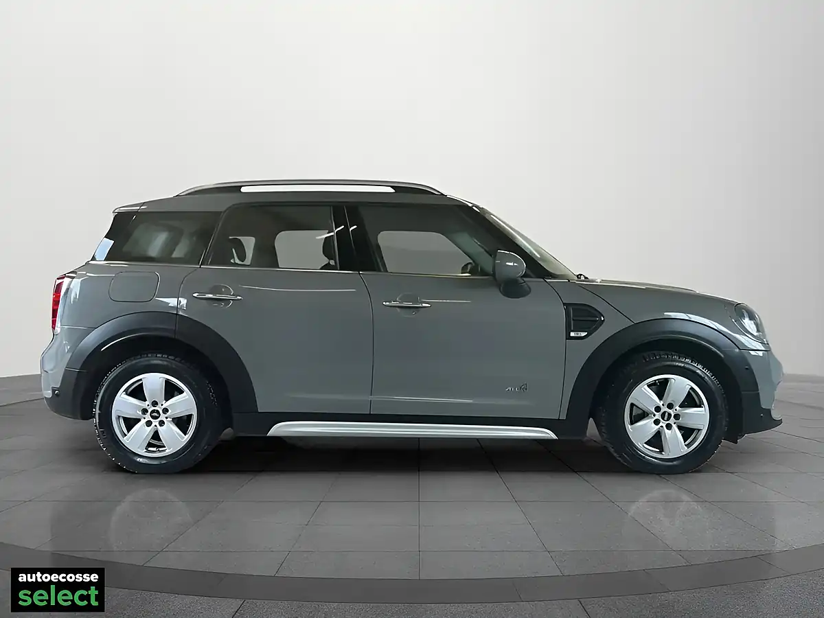 Used 2018 MINI Countryman Cooper Grey - Interior and Exterior details 12