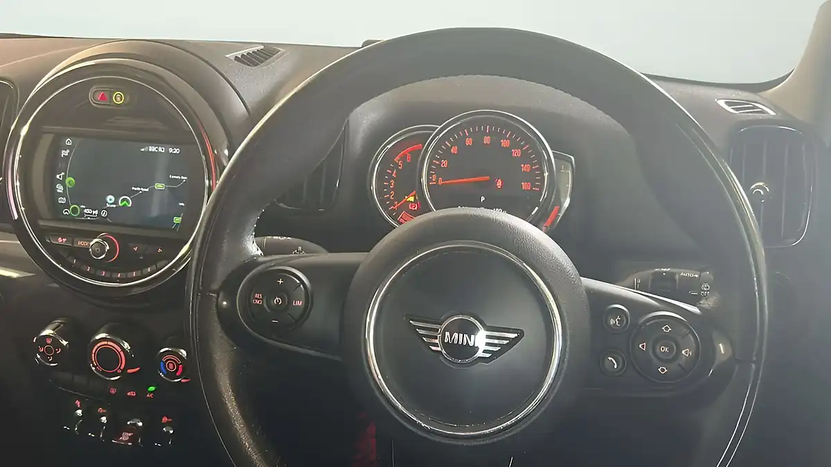 Used 2018 MINI Countryman Cooper Grey - Interior and Exterior details 15