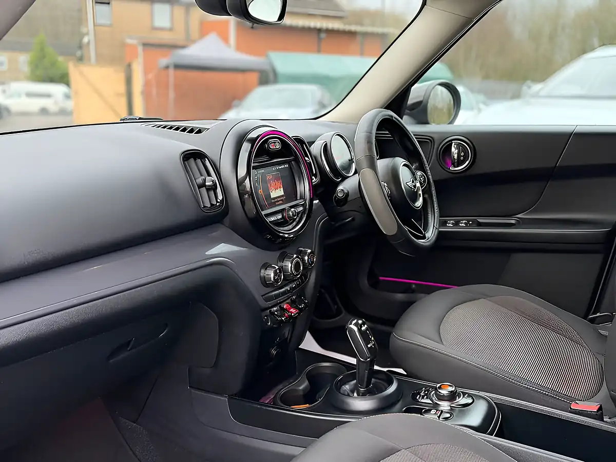 Used 2018 MINI Countryman Cooper Grey - Interior and Exterior details 13