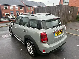 Used 2018 MINI Countryman Cooper - Interior and Exterior details 8