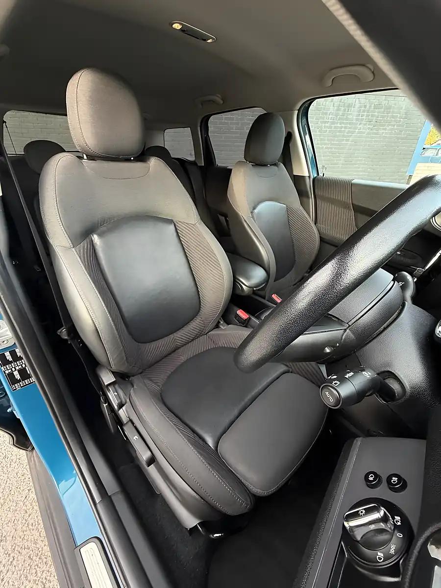 Used 2018 MINI Countryman Cooper Island Blue Met - Interior and Exterior details 17