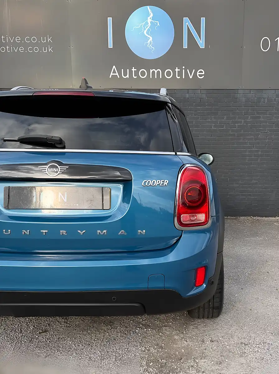 Used 2018 MINI Countryman Cooper Island Blue Met - Interior and Exterior details 5