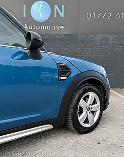 Used 2018 MINI Countryman Cooper Island Blue Met - Interior and Exterior details 6