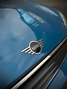 Used 2018 MINI Countryman Cooper Island Blue Met - Interior and Exterior details 9