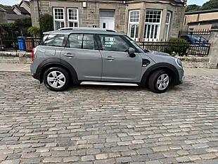 Used 2018 MINI Countryman Cooper Moonwalk Grey - Interior and Exterior details 8