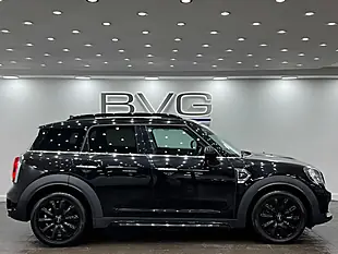 Used 2018 MINI Countryman Cooper S Black - Interior and Exterior details 7