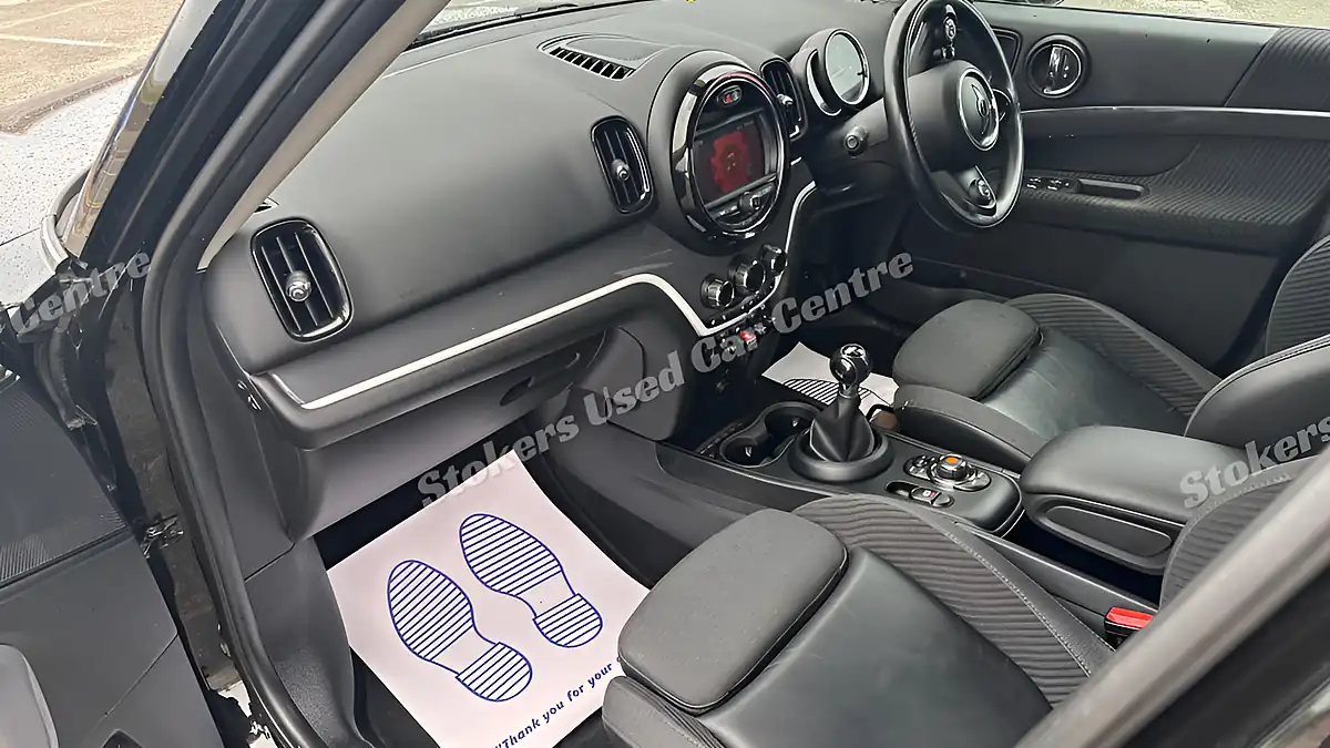 Used 2018 MINI Countryman Cooper S Black - Interior and Exterior details 13