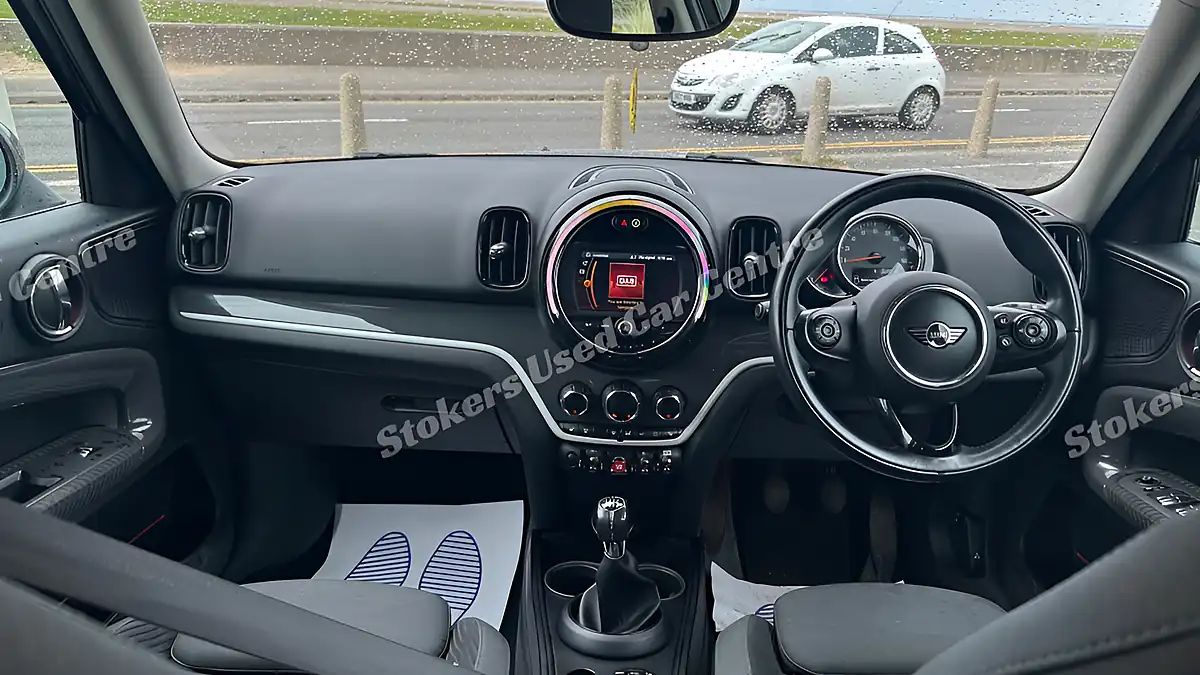 Used 2018 MINI Countryman Cooper S Black - Interior and Exterior details 16