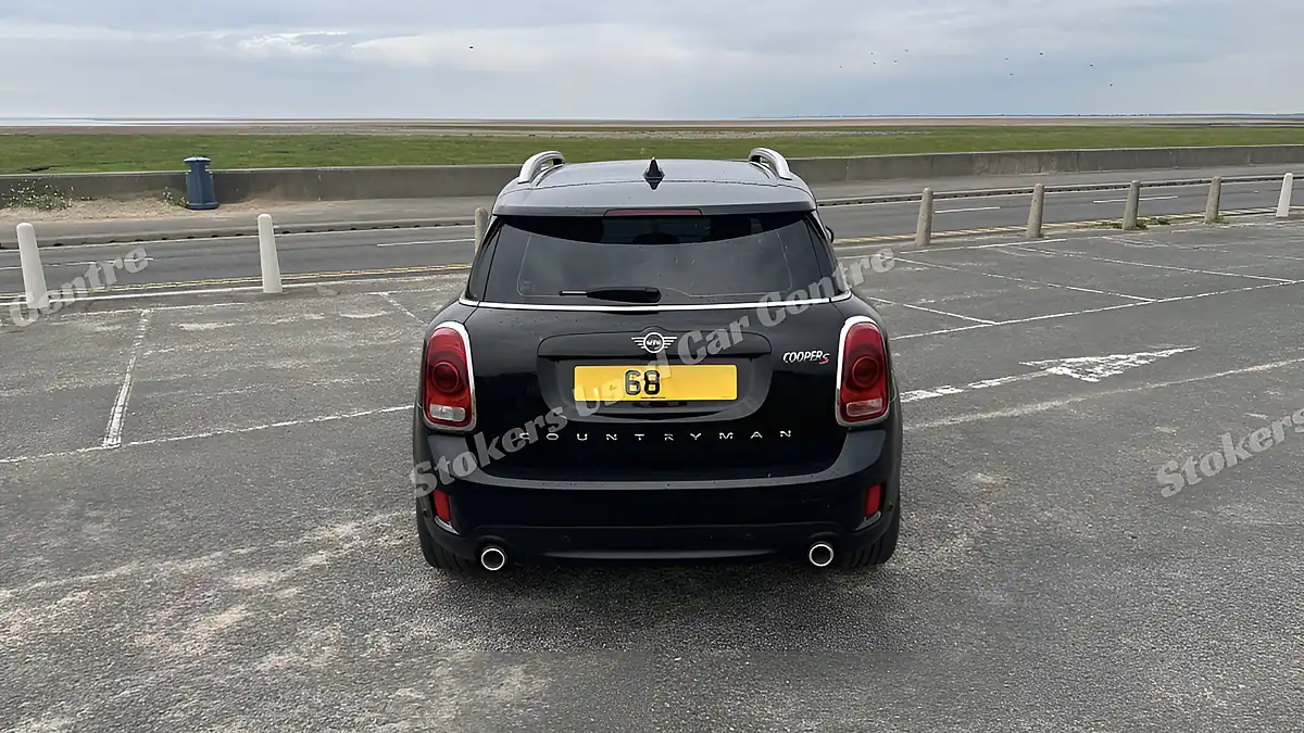 Used 2018 MINI Countryman Cooper S Black - Interior and Exterior details 4