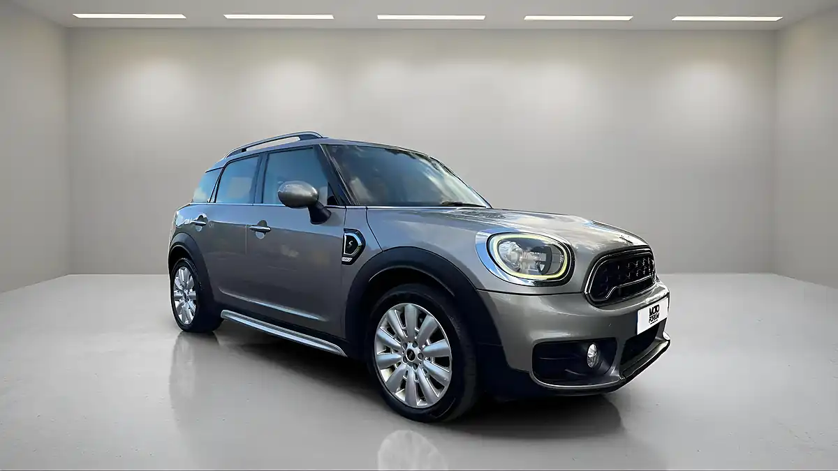 Used 2018 MINI Countryman Cooper S Silver - Interior and Exterior details 14