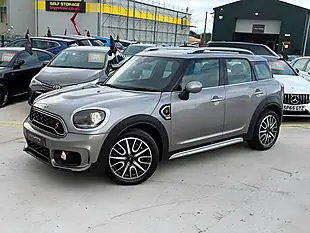 Used 2018 MINI Countryman Cooper S Sport Silver - Interior and Exterior details 4